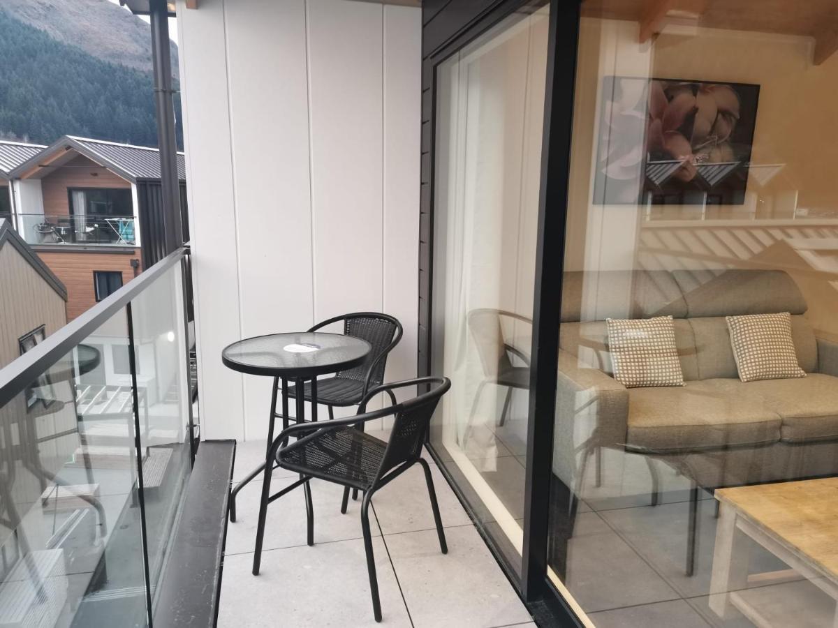 Queenstown Central - Walk To Town - Free Parking - Wifi And Smart Tv - Gym Экстерьер фото